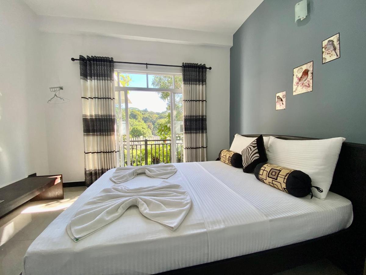 Mountain White Villa By Sunrise Kandy Luaran gambar